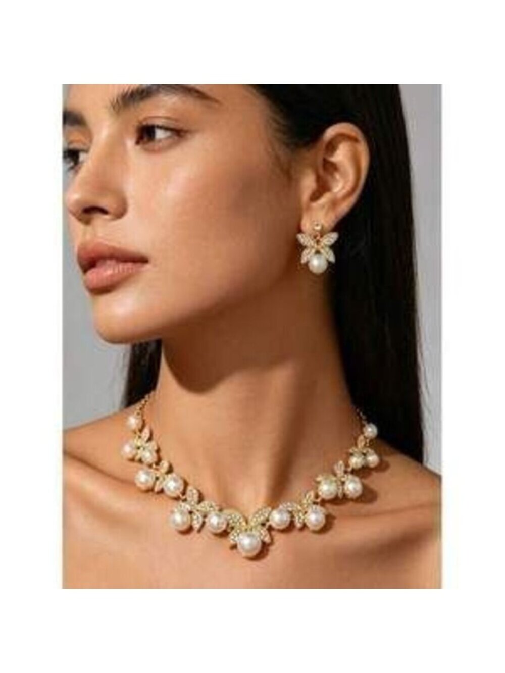 Gold Tone Butterfly Crystal Pearl Statement Necklace Drop Dainty Gift - Picture 4 of 5